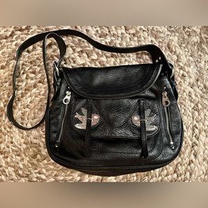 Vintage Marc Jacobs cross body- perfect condition! All leather